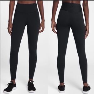 Nike Sculpt Lux High Rise Training Tight